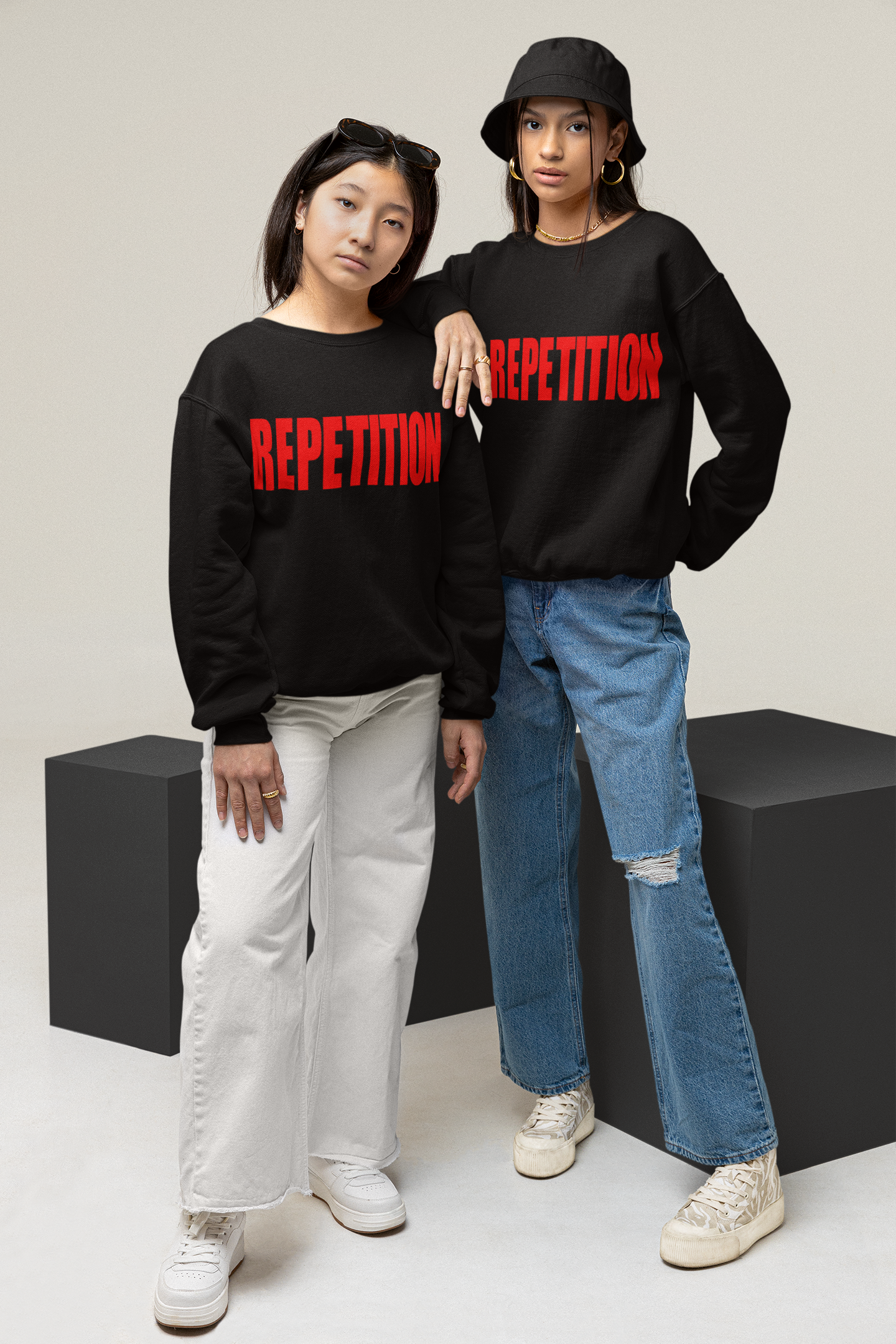 3.0 Women's Crewneck Pullovers  - Black